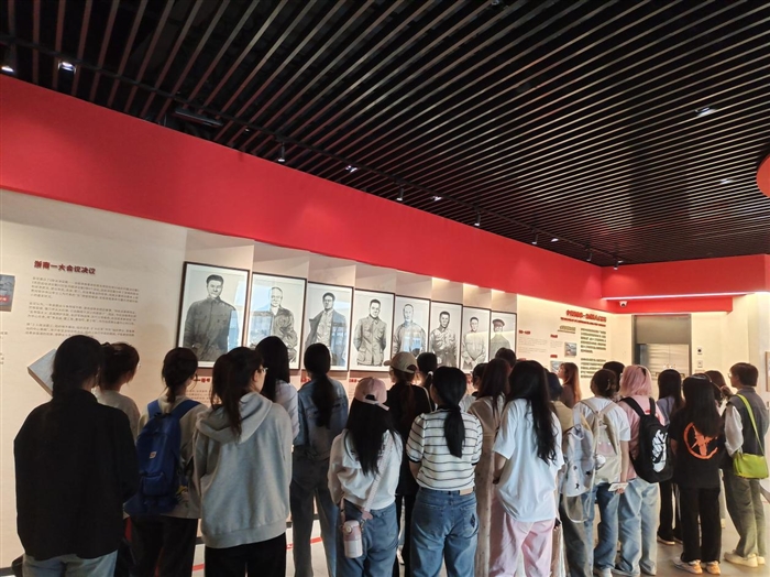 图片2.png 图片2.png