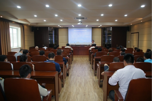 期末教职工大会.jpg 期末教职工大会.jpg