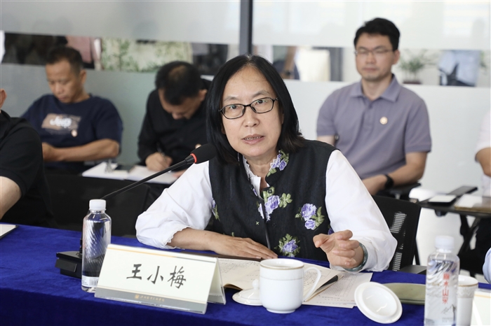 王小梅1.jpg