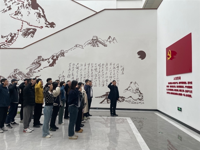 图片2.png 图片2.png