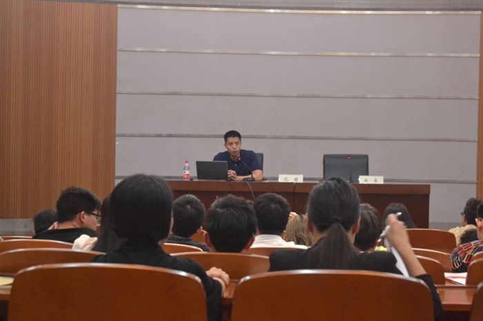 青马学院.jpg