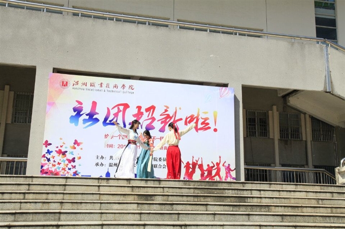 QQ图片20171011222845.jpg QQ图片20171011222845.jpg
