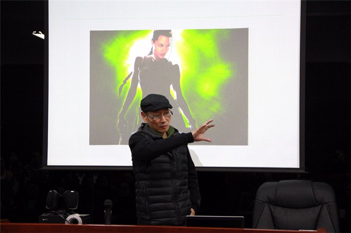 清华大学美术学院服装设计系鲁闵教授.jpg